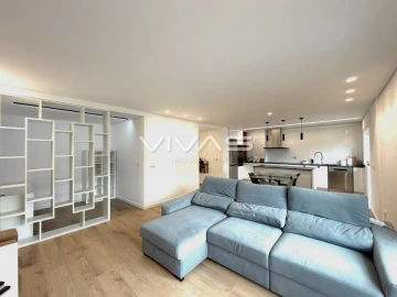 Apartamento T3 para Arrendamento em Braga (Maximinos, Sé e Cividade)