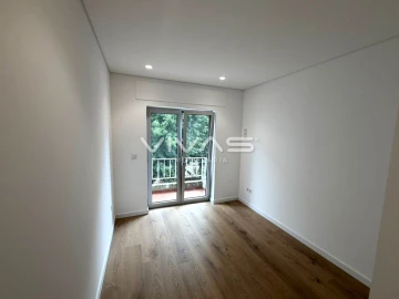 Apartamento T3 para Arrendamento em Braga (Maximinos, Sé e Cividade)