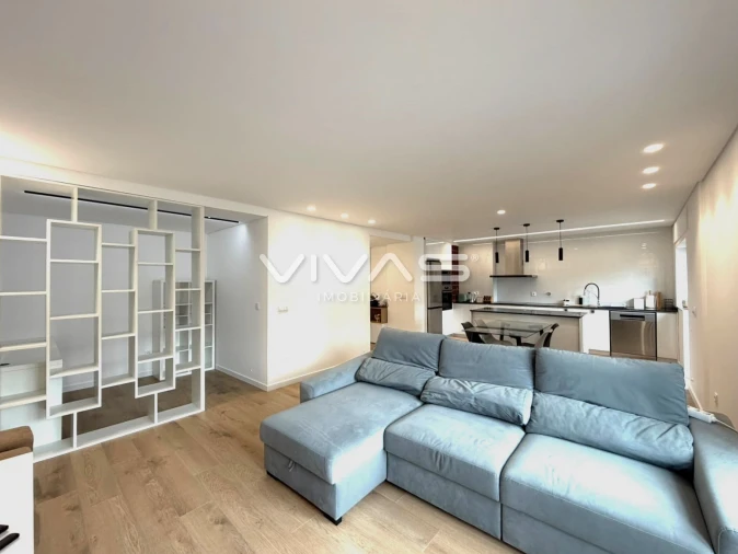 Apartamento T3 para Arrendamento em Braga (Maximinos, Sé e Cividade) Foto 4