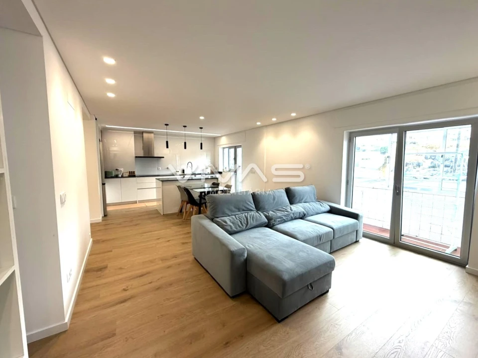 Apartamento T3 para Arrendamento em Braga (Maximinos, Sé e Cividade) Foto 5