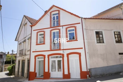 Moradia T3 para Venda em Lorvão