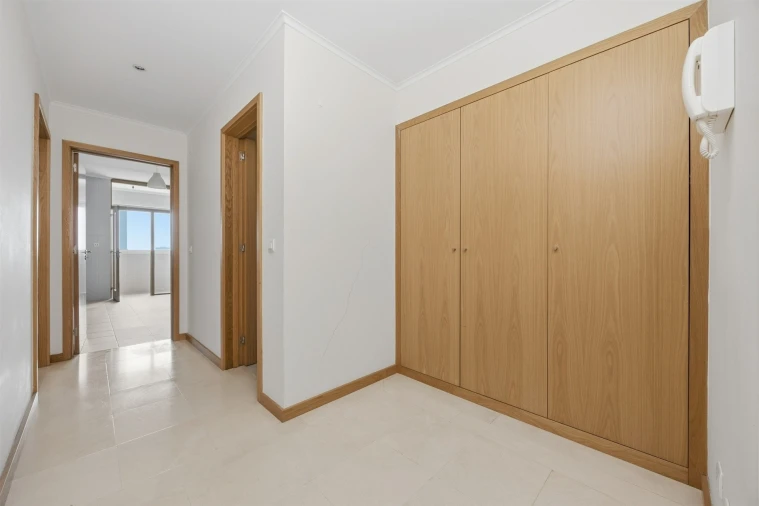 Apartamento T2 para Venda em Santa Marinha e São Pedro da Afurada Foto 2