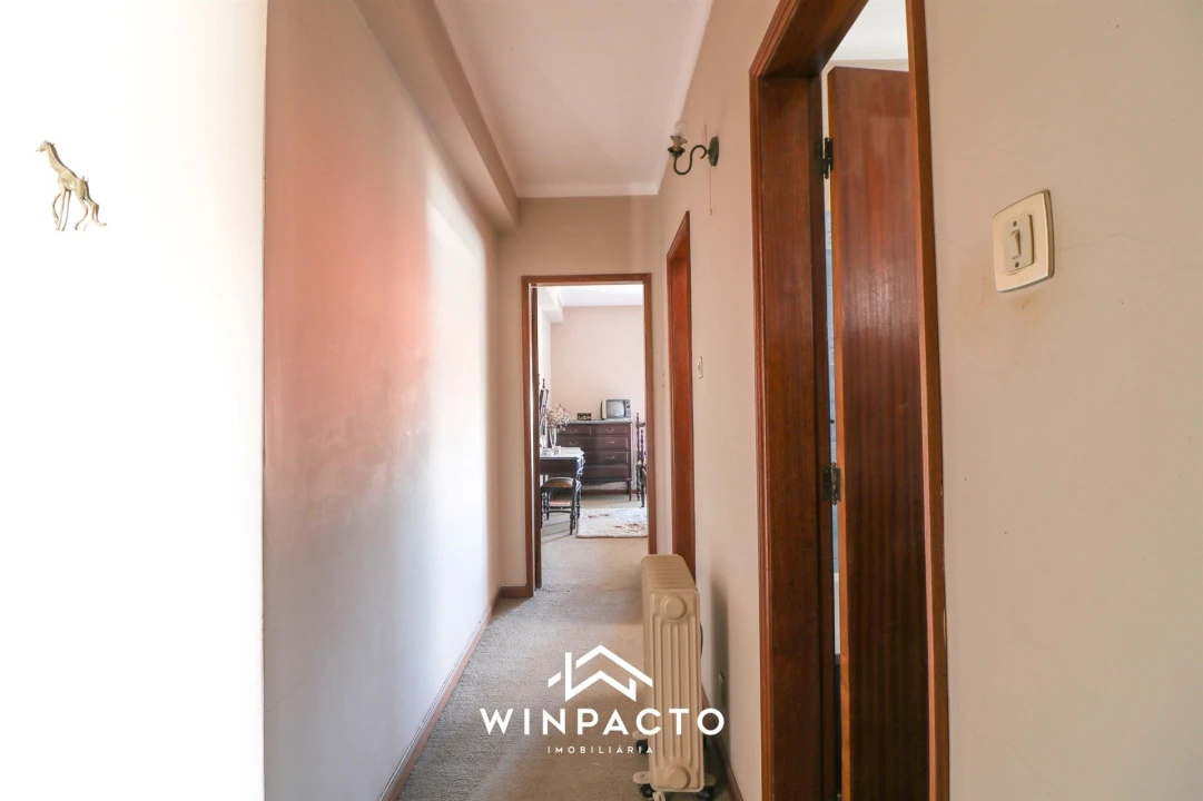 Apartamento T3 para Venda em Nelas Foto 18