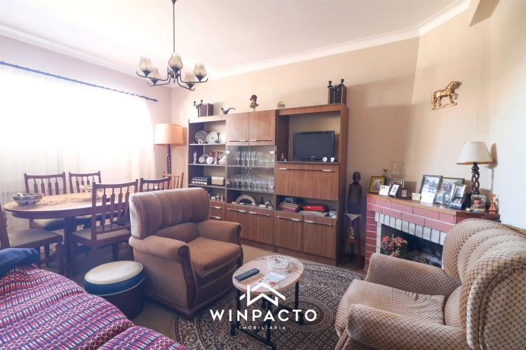 Apartamento T3 para Venda em Nelas Foto 7