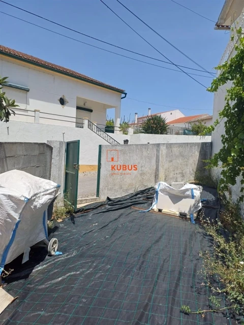 Moradia T4 para Venda em São Miguel do Rio Torto e Rossio Ao Sul do Tejo