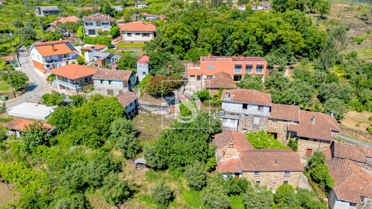 Moradia T3 para Venda em Codeçoso Foto 10