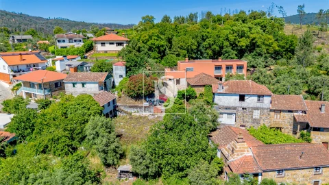 Moradia T3 para Venda em Codeçoso