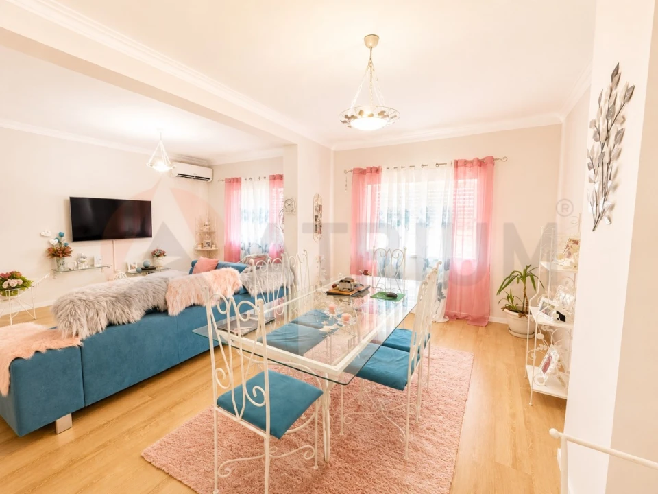 Apartamento T3 para Venda em Quinta do Anjo Foto 1