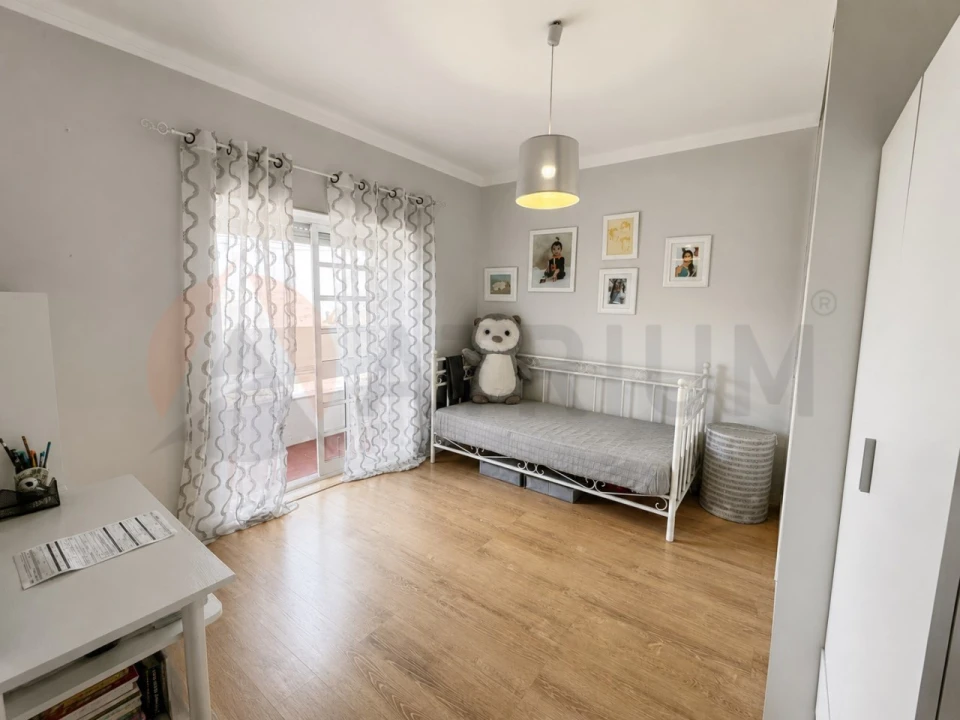 Apartamento T3 para Venda em Quinta do Anjo Foto 29