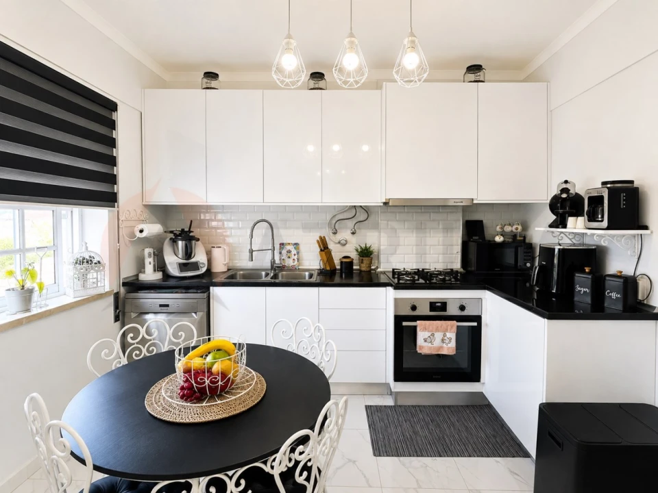 Apartamento T3 para Venda em Quinta do Anjo Foto 25