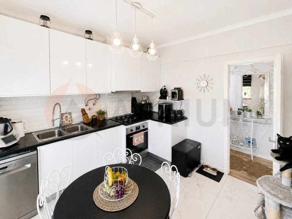 Apartamento T3 para Venda em Quinta do Anjo Foto 26