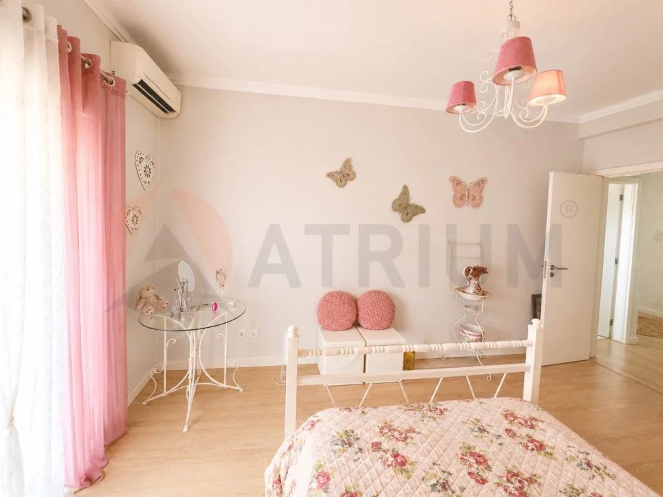 Apartamento T3 para Venda em Quinta do Anjo Foto 16