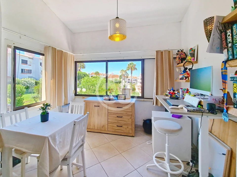 Apartamento T3 para Venda em Albufeira e Olhos de Água Foto 11