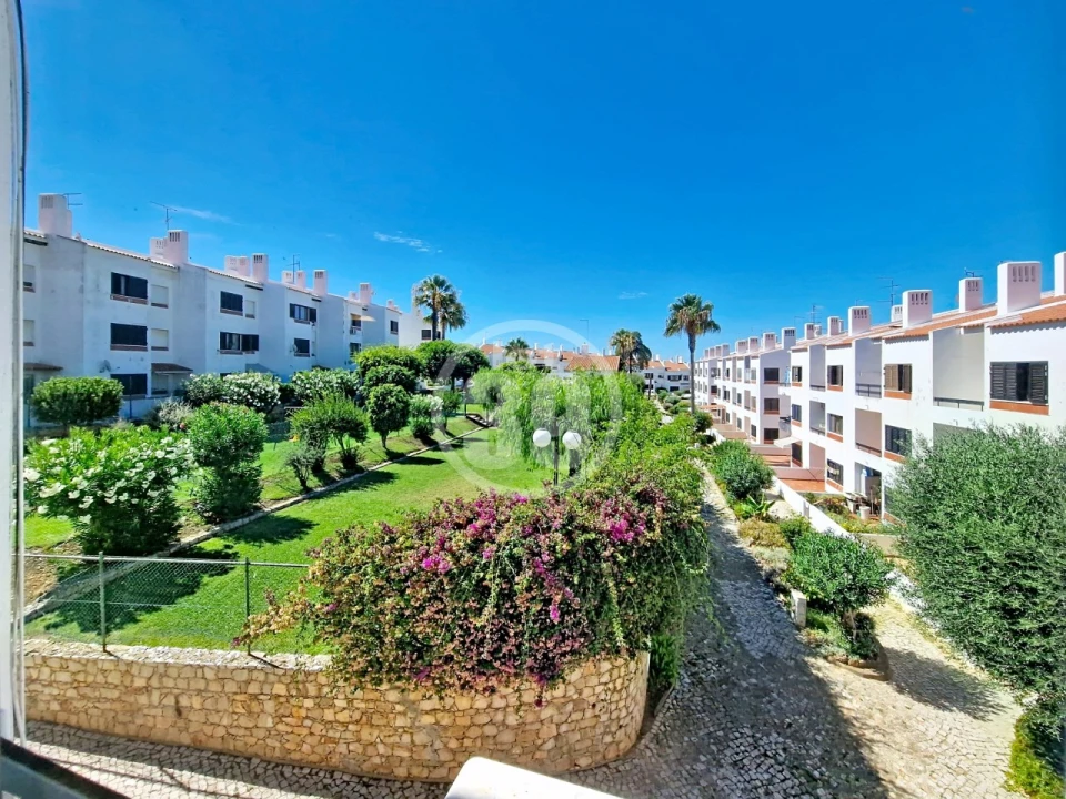 Apartamento T3 para Venda em Albufeira e Olhos de Água Foto 1