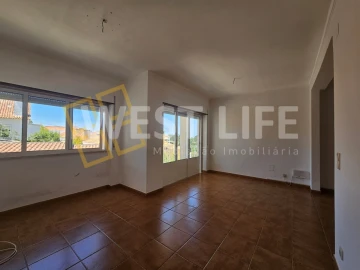 Moradia T3 para Venda em Mafra