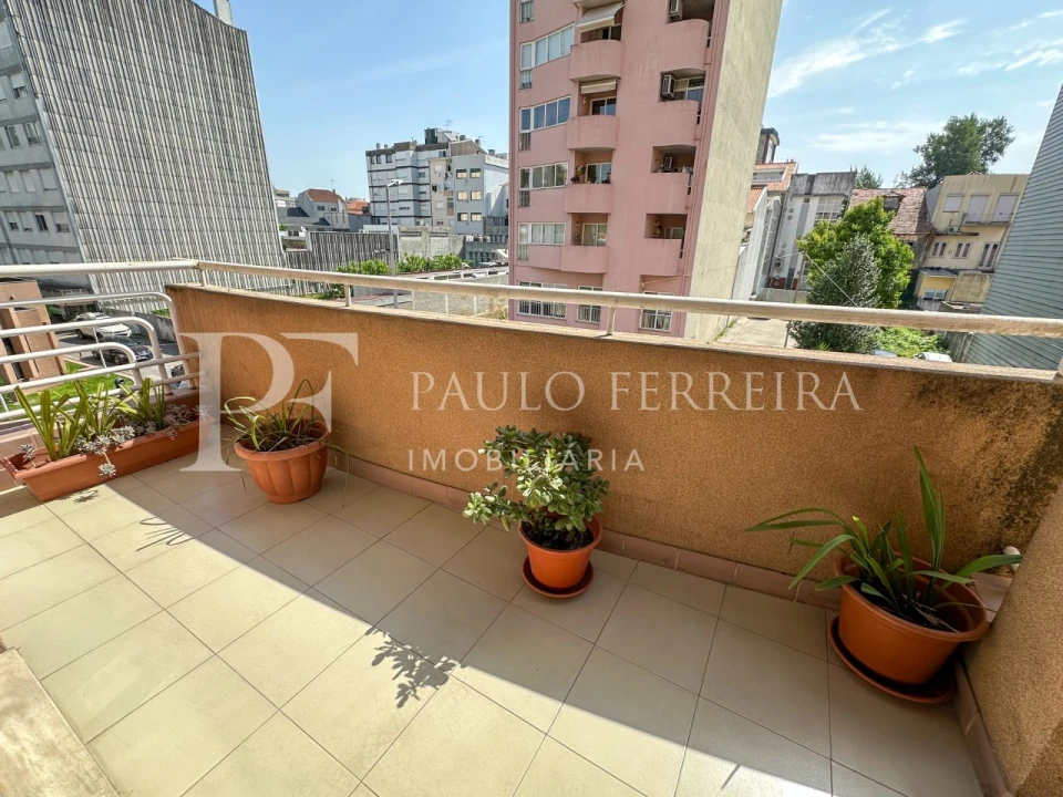 Apartamento T2 para Venda em Vila Nova de Famalicão e Calendário Foto 5