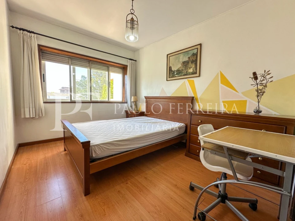 Quarto para Arrendamento em Vila Nova de Famalicão e Calendário Foto 12