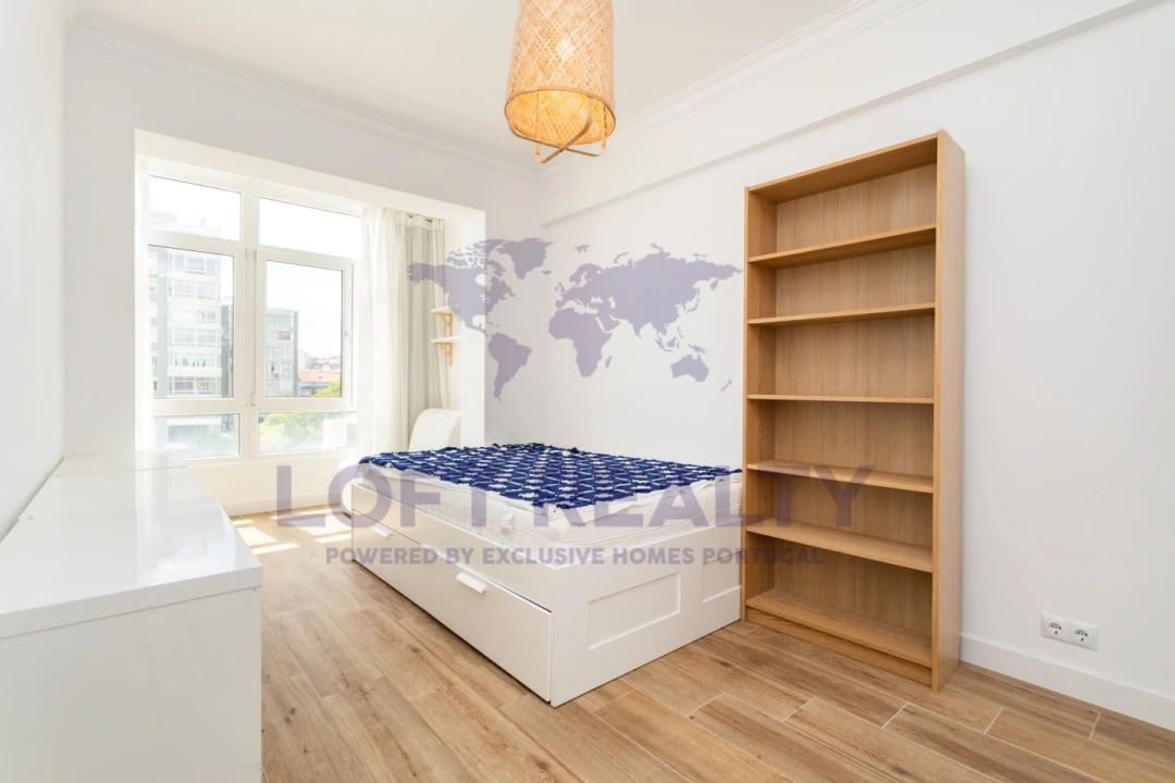 Apartamento T3 para Venda em Almada, Cova da Piedade, Pragal e Cacilhas Foto 27