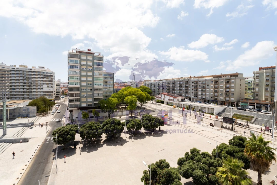 Apartamento T3 para Venda em Almada, Cova da Piedade, Pragal e Cacilhas Foto 32