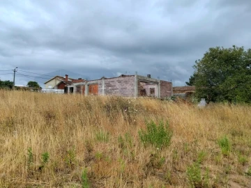 Moradia T3 para Venda em Canelas e Fermelã