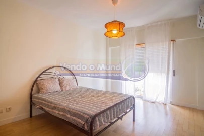 Apartamento T3 para Venda em Samora Correia