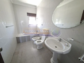 Moradia T4 para Venda em Marinhais