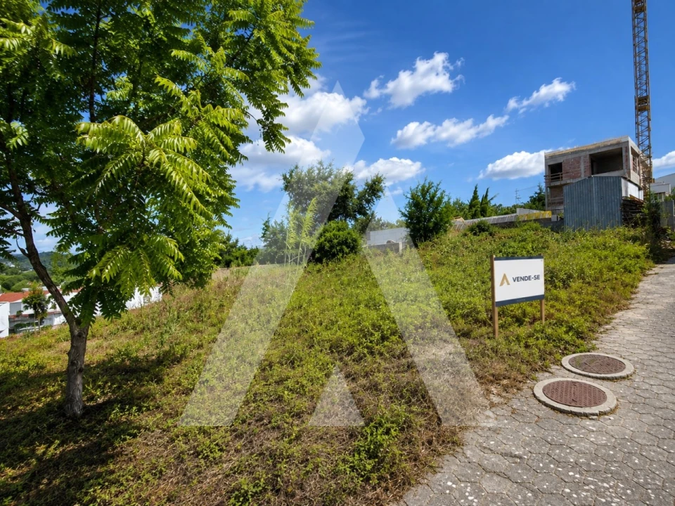 Terreno para Venda em Leiria, Pousos, Barreira e Cortes Foto 1