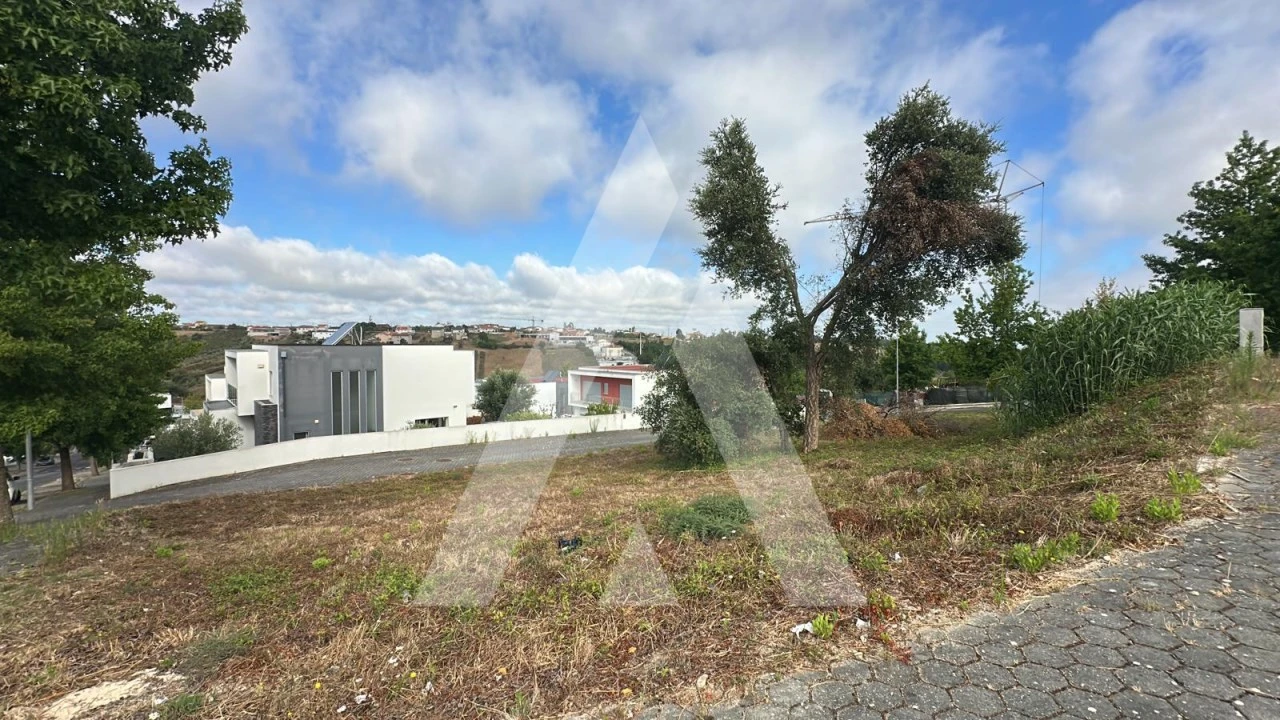 Terreno para Venda em Leiria, Pousos, Barreira e Cortes Foto 13