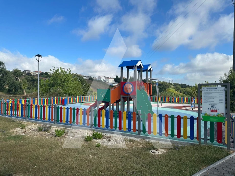 Terreno para Venda em Leiria, Pousos, Barreira e Cortes Foto 3
