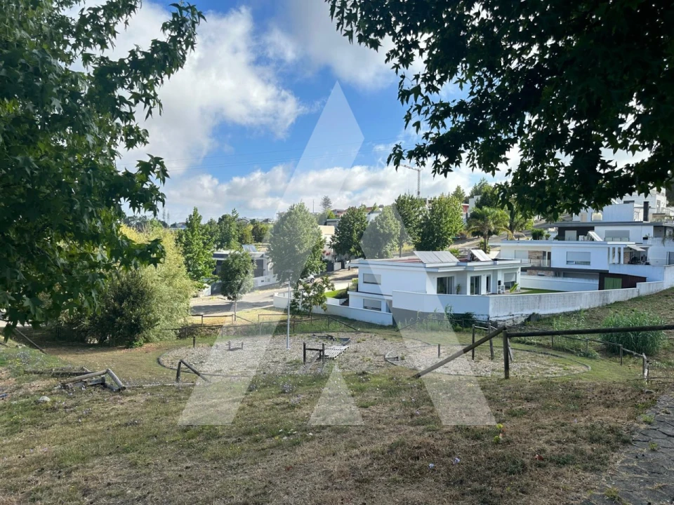 Terreno para Venda em Leiria, Pousos, Barreira e Cortes Foto 1