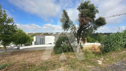 Terreno para Venda em Leiria, Pousos, Barreira e Cortes