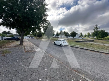Terreno para Venda em Leiria, Pousos, Barreira e Cortes