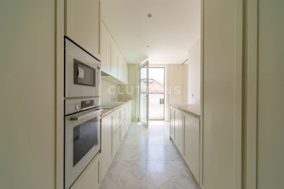 Apartamento T4 para Venda em Alcantara
