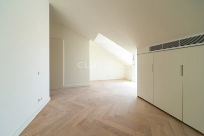Apartamento T4 para Venda em Alcantara