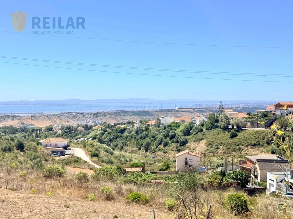 Terreno para Venda em Vialonga Foto 4