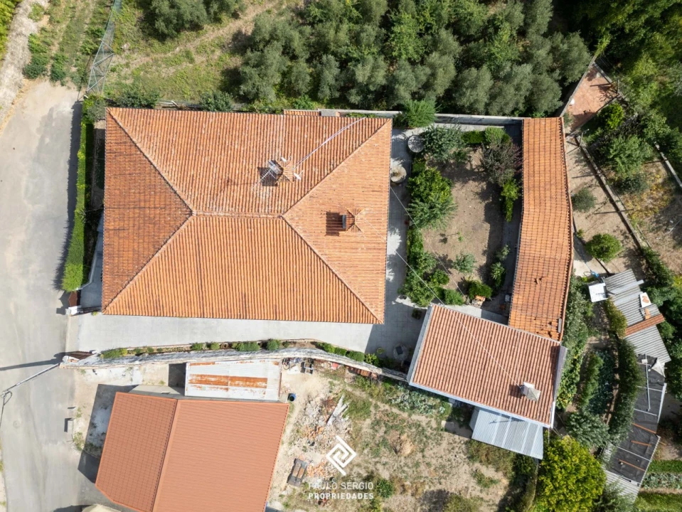 Moradia T3 para Venda em O. Azeméis, Riba-Ul, Ul, Macinhata Seixa, Madail Foto 5