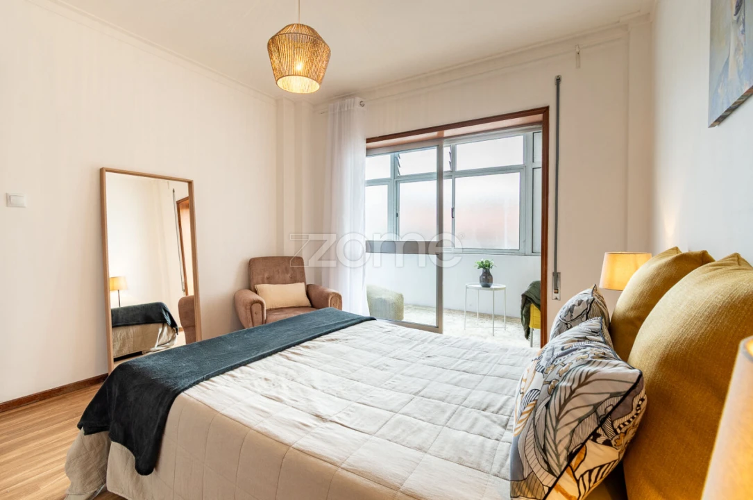 Apartamento T1 para Venda em Paranhos Foto 21