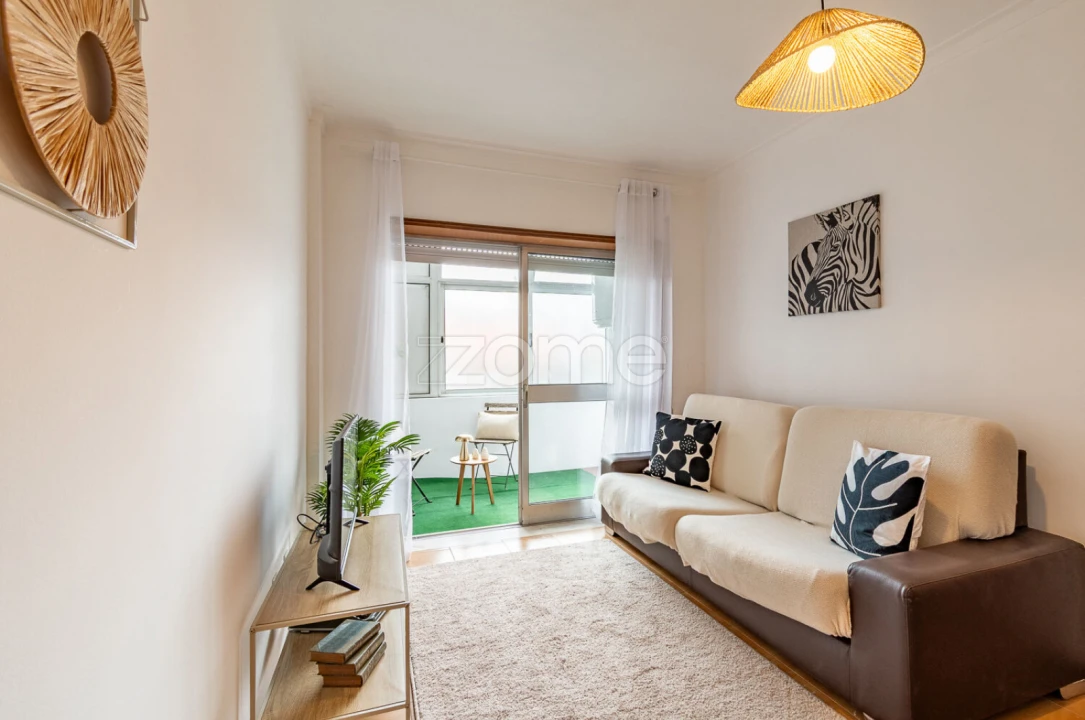 Apartamento T1 para Venda em Paranhos Foto 7
