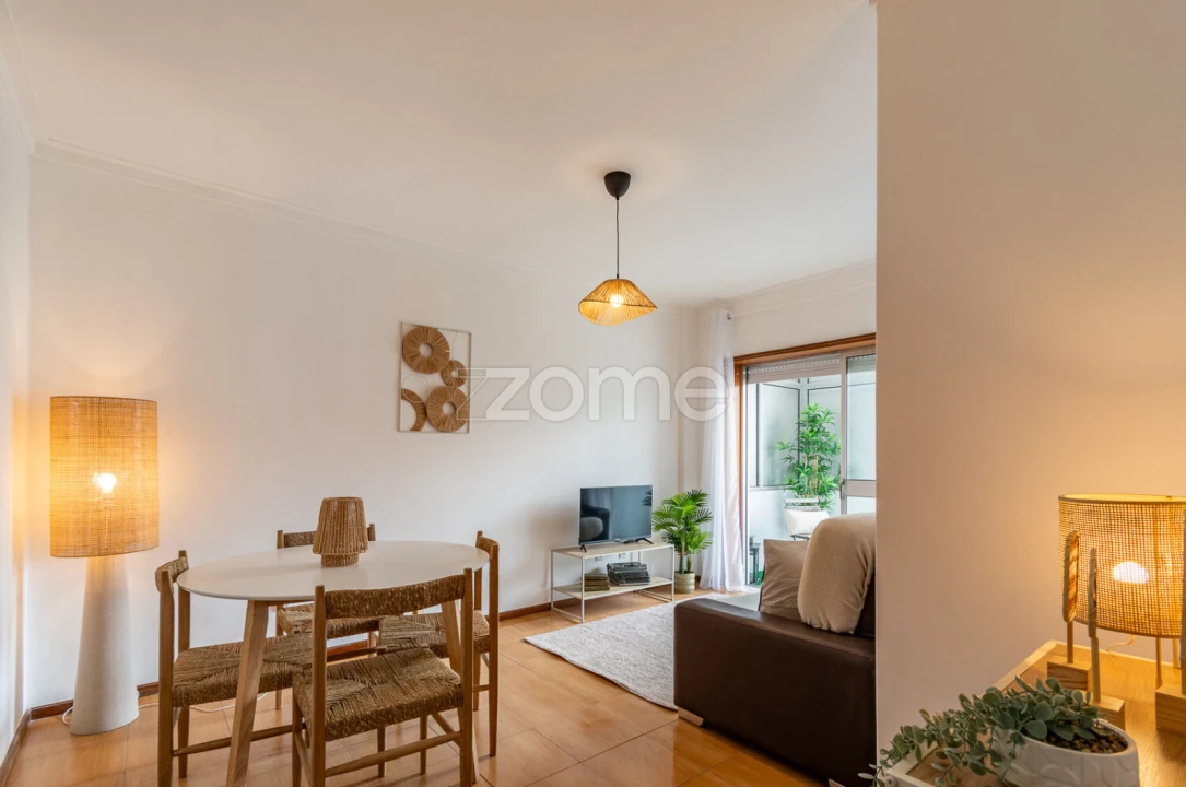 Apartamento T1 para Venda em Paranhos Foto 2