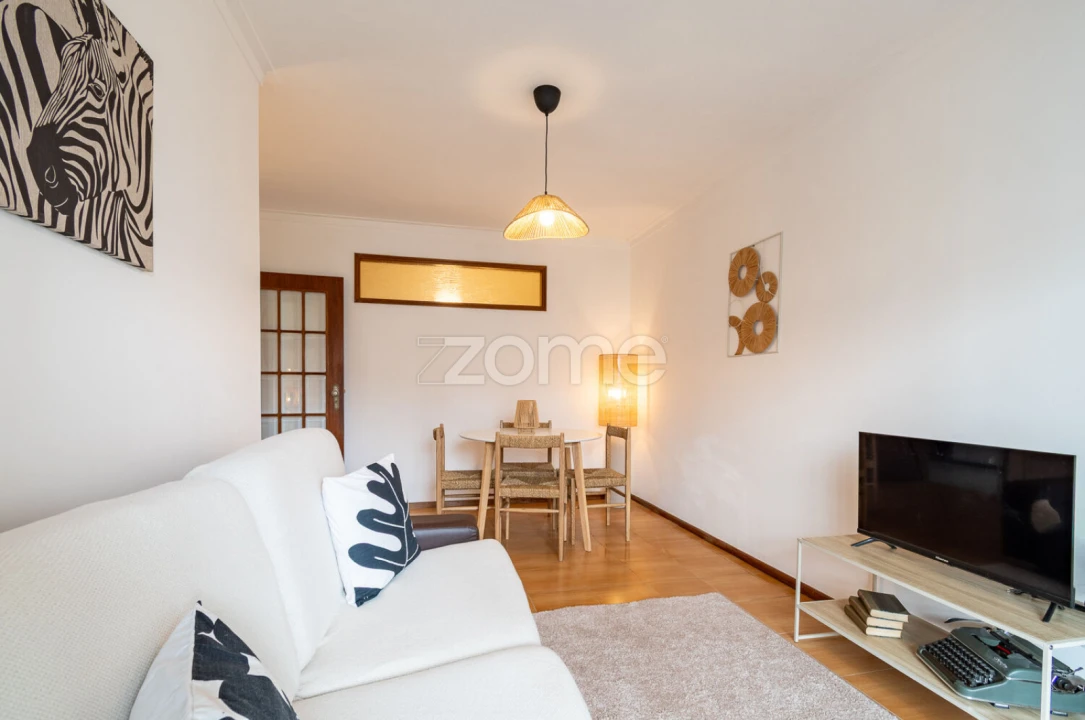 Apartamento T1 para Venda em Paranhos Foto 8