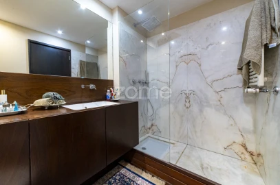 Apartamento T4 para Venda em Ramalde
