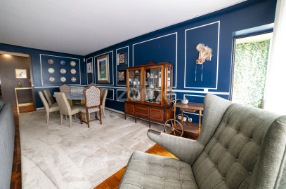 Apartamento T4 para Venda em Ramalde