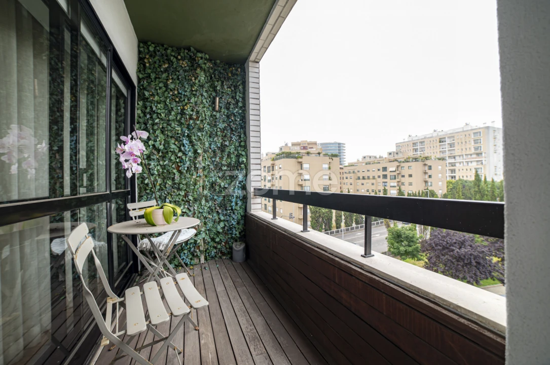 Apartamento T4 para Venda em Ramalde Foto 6