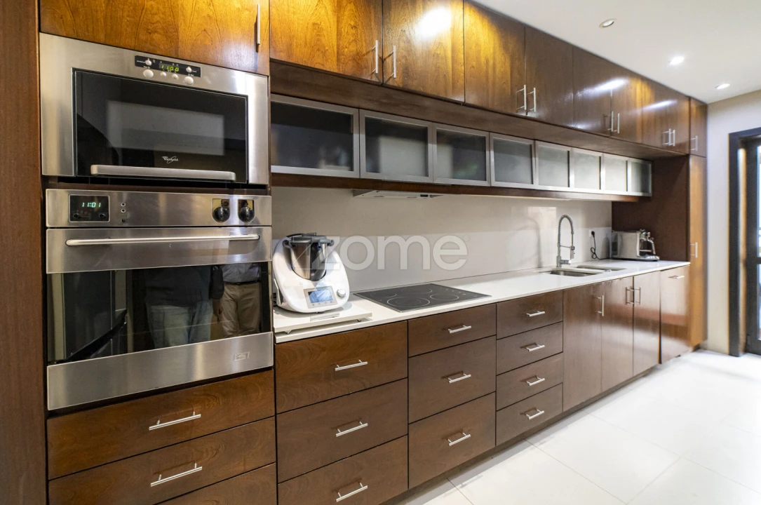 Apartamento T4 para Venda em Ramalde Foto 10