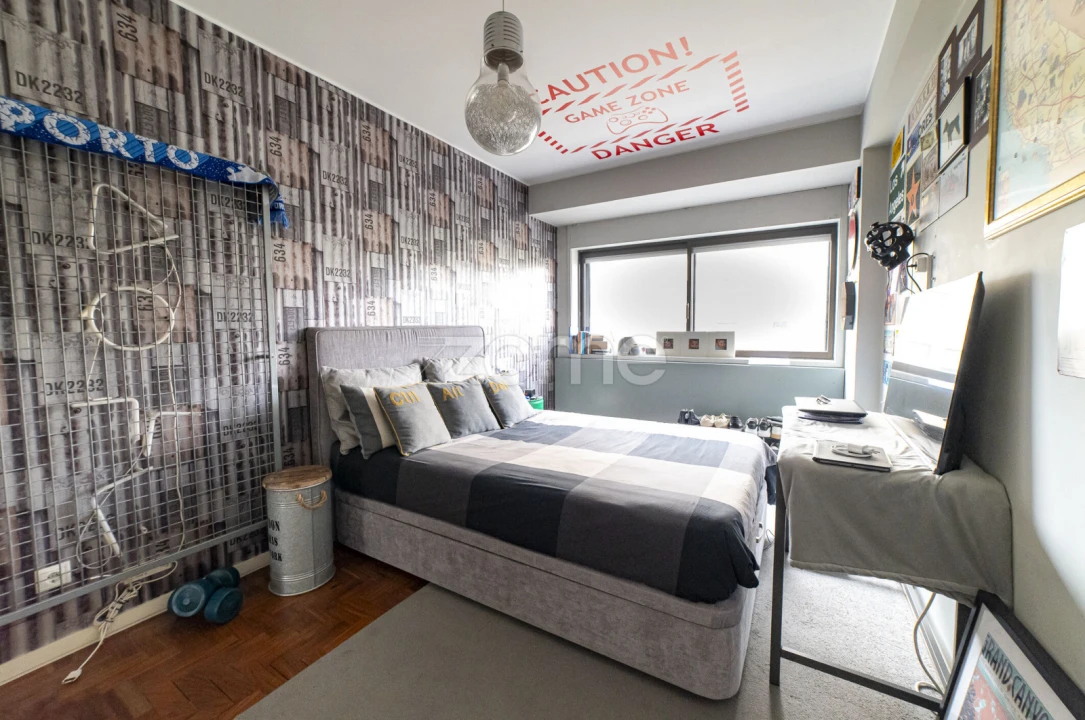 Apartamento T4 para Venda em Ramalde Foto 15