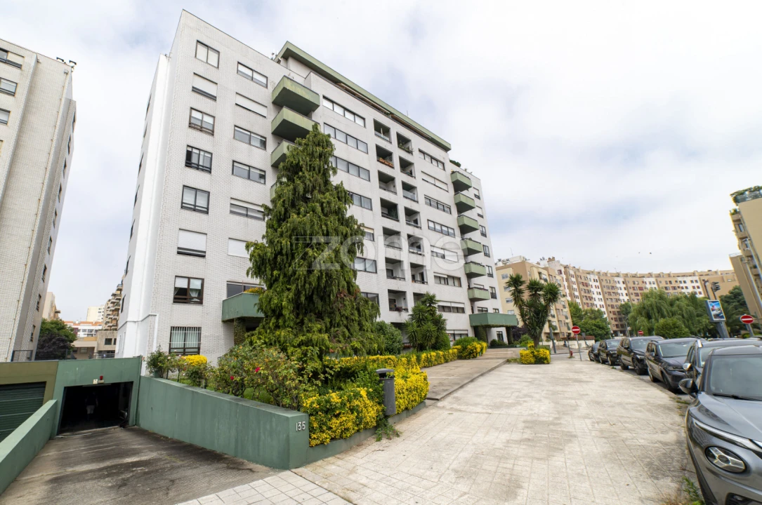 Apartamento T4 para Venda em Ramalde Foto 26