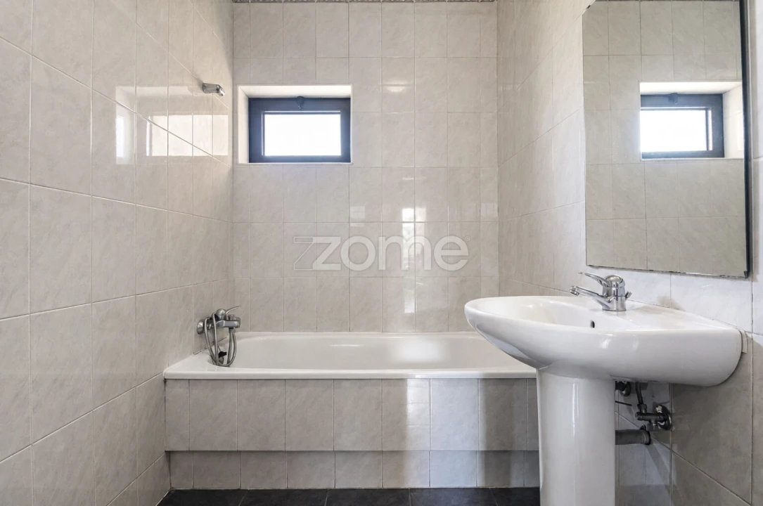 Apartamento T2 para Venda em Valongo Foto 29