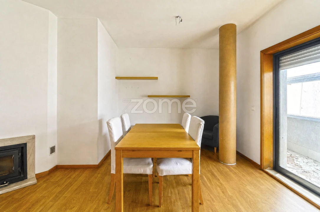 Apartamento T2 para Venda em Valongo Foto 5