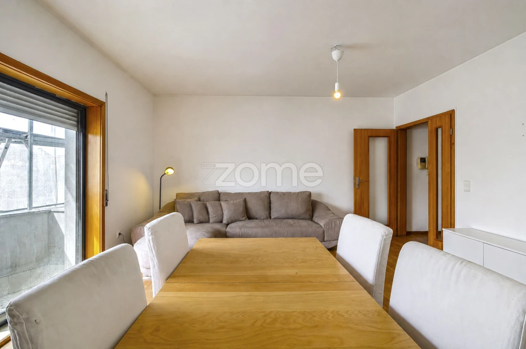 Apartamento T2 para Venda em Valongo Foto 7