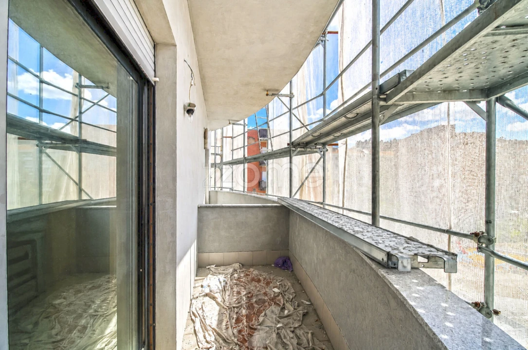 Apartamento T2 para Venda em Valongo Foto 8